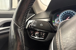 valkoinen BMW 520 2017 kuva 25.