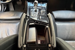 Valkoinen BMW 520 2017 kuva 25.