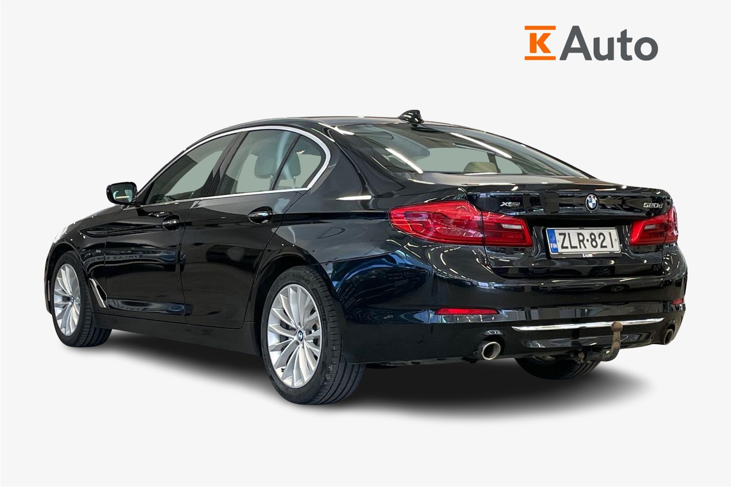 BMW 520 G30 Sedan 520d A xDrive Business 2017, photo 2/26
