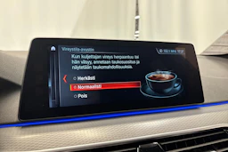 valkoinen BMW 520 2018 kuva 25.