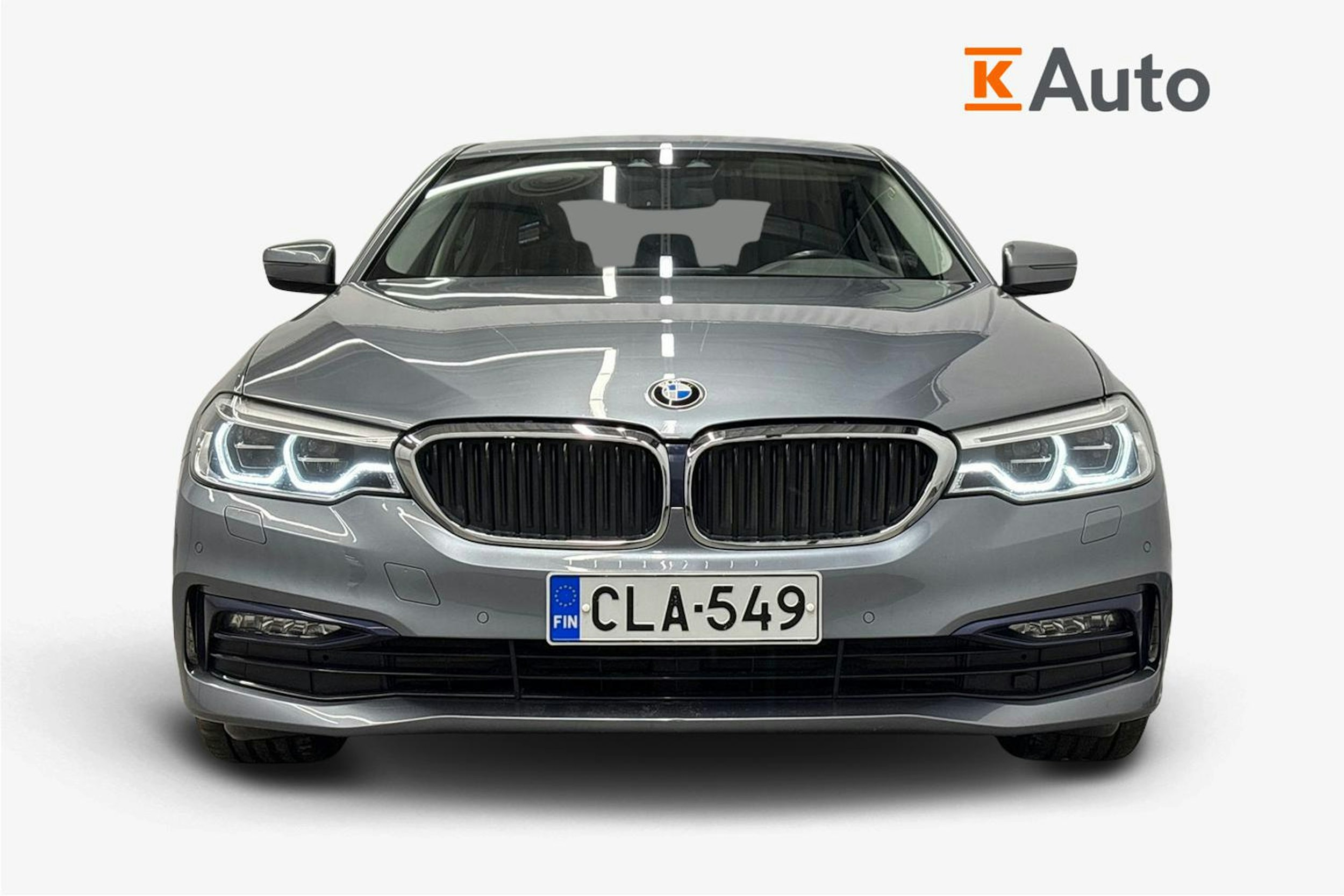 harmaa BMW 520 2018 kuva 4.