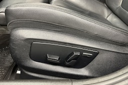 harmaa BMW 520 2018 kuva 16.