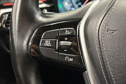 harmaa BMW 520 2018 kuva 18.