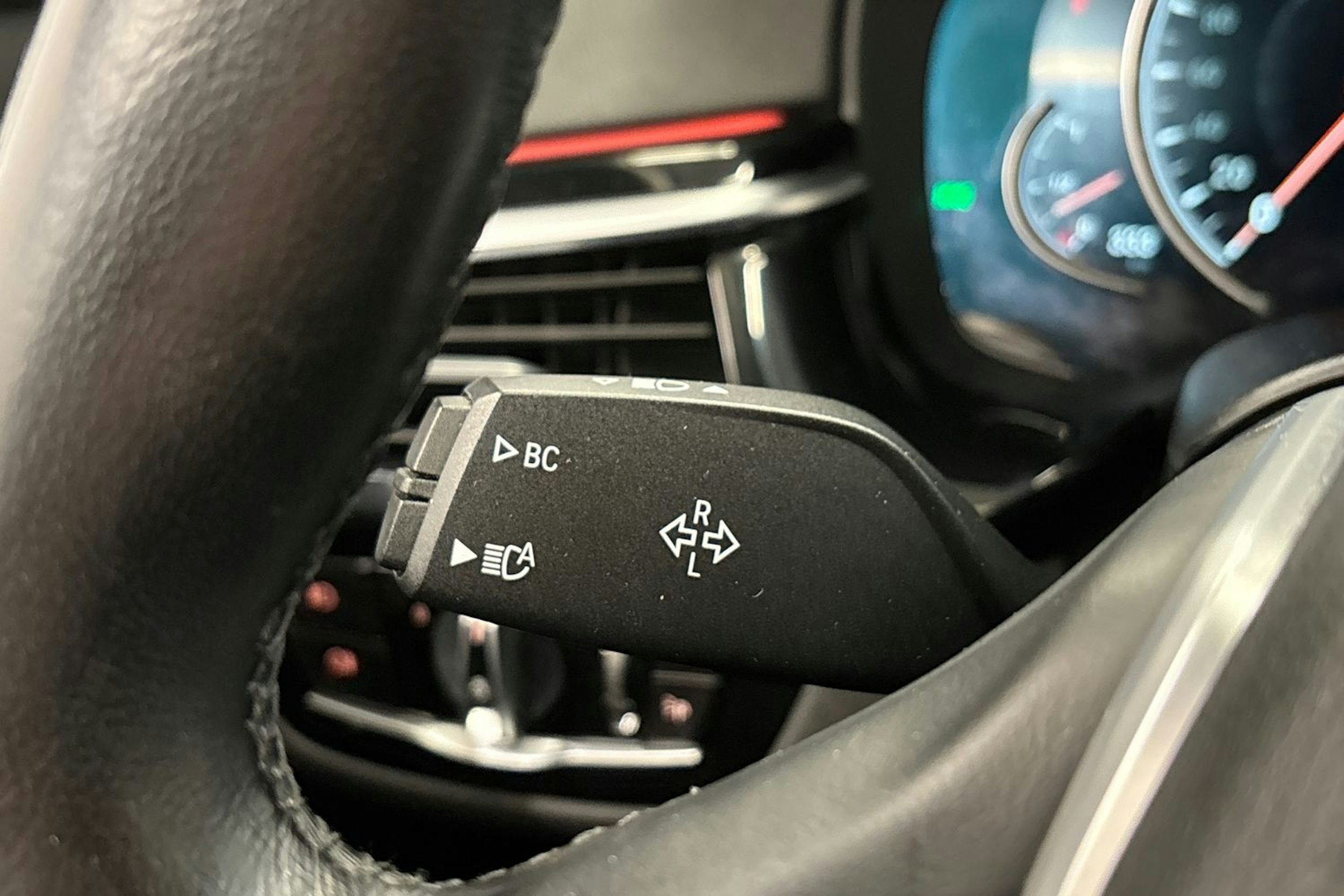 harmaa BMW 520 2018 kuva 20.