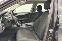 Harmaa BMW 520 2018 kuva 16.