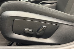 Harmaa BMW 520 2018 kuva 17.