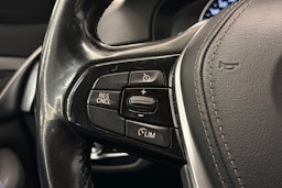 Harmaa BMW 520 2018 kuva 21.