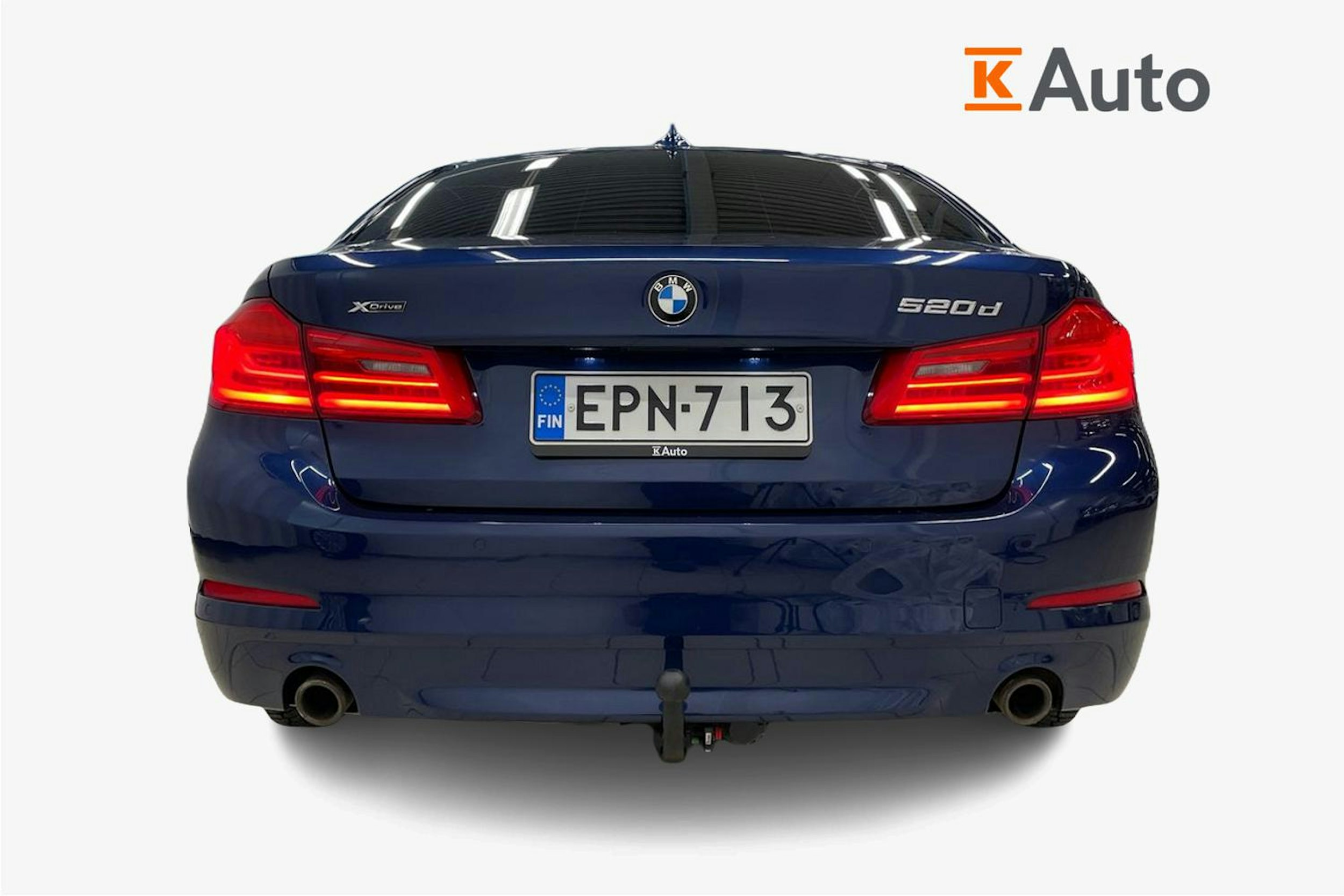 Sininen BMW 520 2018 kuva 3.
