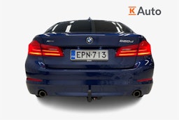 Sininen BMW 520 2018 kuva 3.