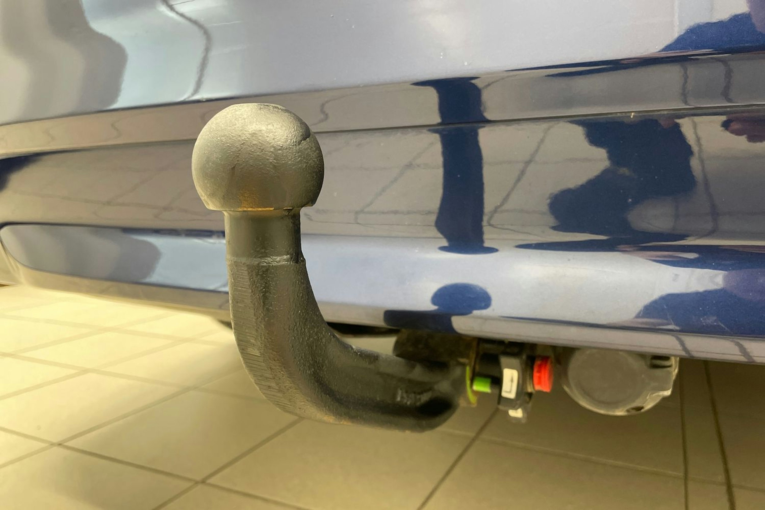 Sininen BMW 520 2018 kuva 21.