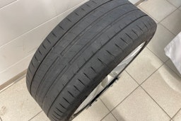 Sininen BMW 520 2018 kuva 23.