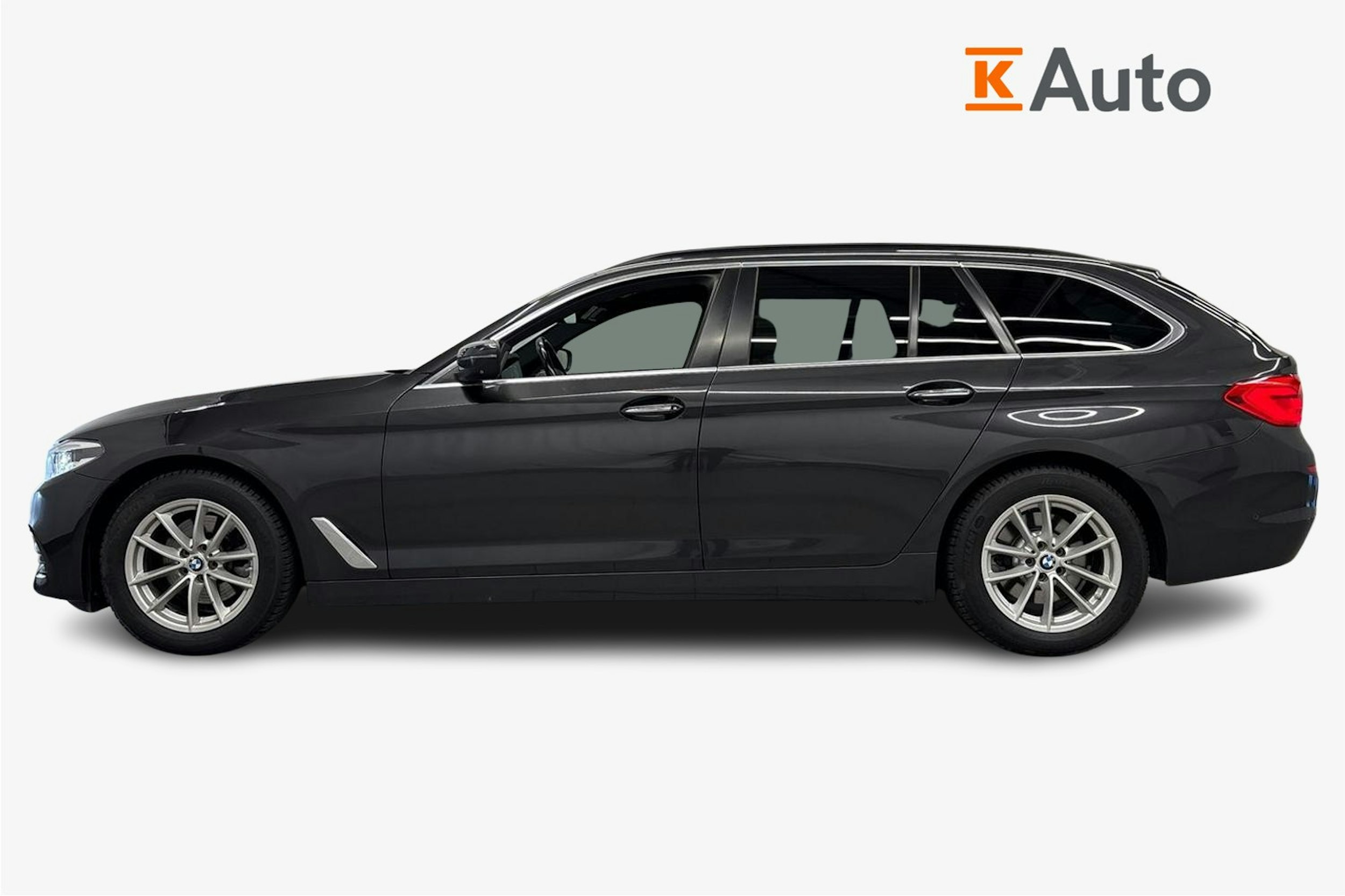 harmaa BMW 520 2018 kuva 6.