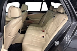 harmaa BMW 520 2018 kuva 10.