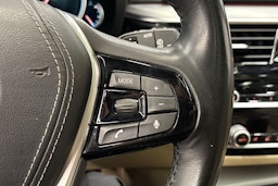 harmaa BMW 520 2018 kuva 21.