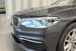 harmaa BMW 520 2018 kuva 30.