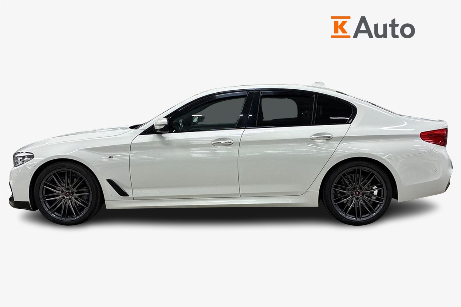 BMW 520 2018, kuva 5/6