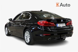 musta BMW 520 2018 kuva 2.
