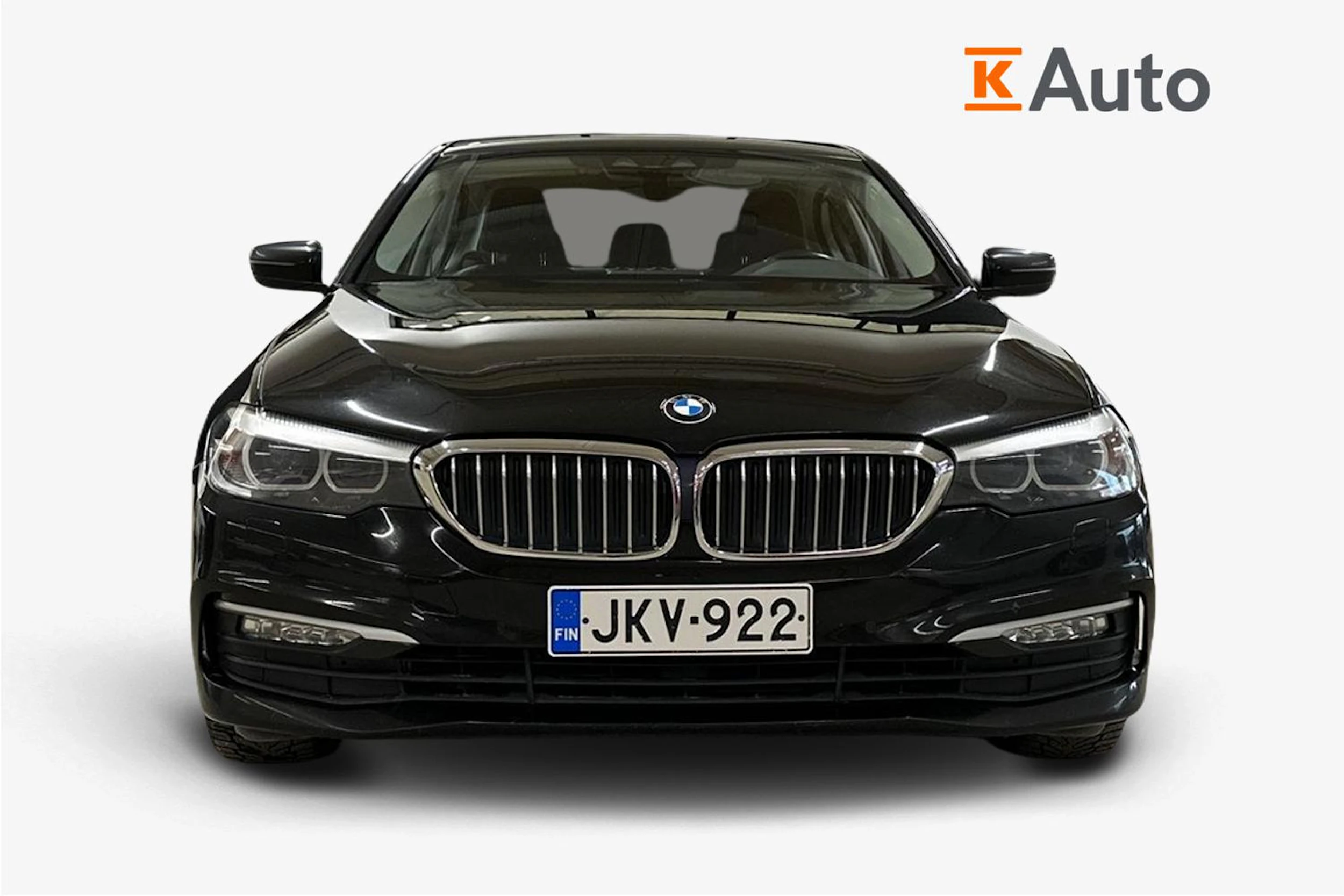 musta BMW 520 2018 kuva 4.