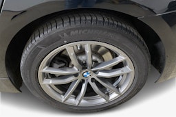 Musta BMW 520 2018 kuva 11.