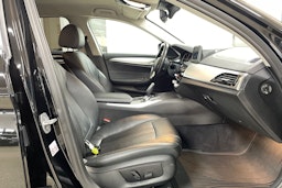Musta BMW 520 2018 kuva 14.