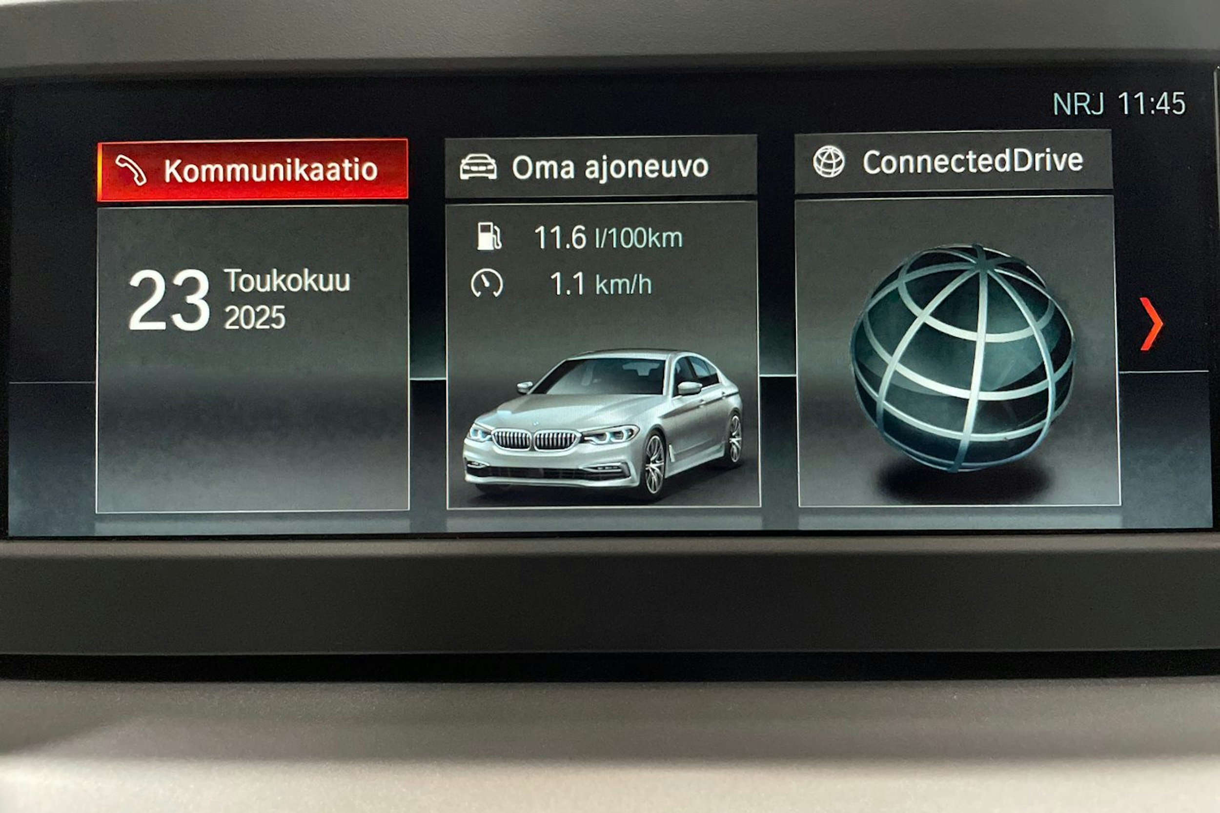 Musta BMW 520 2018 kuva 18.