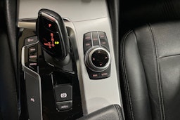 Musta BMW 520 2018 kuva 22.