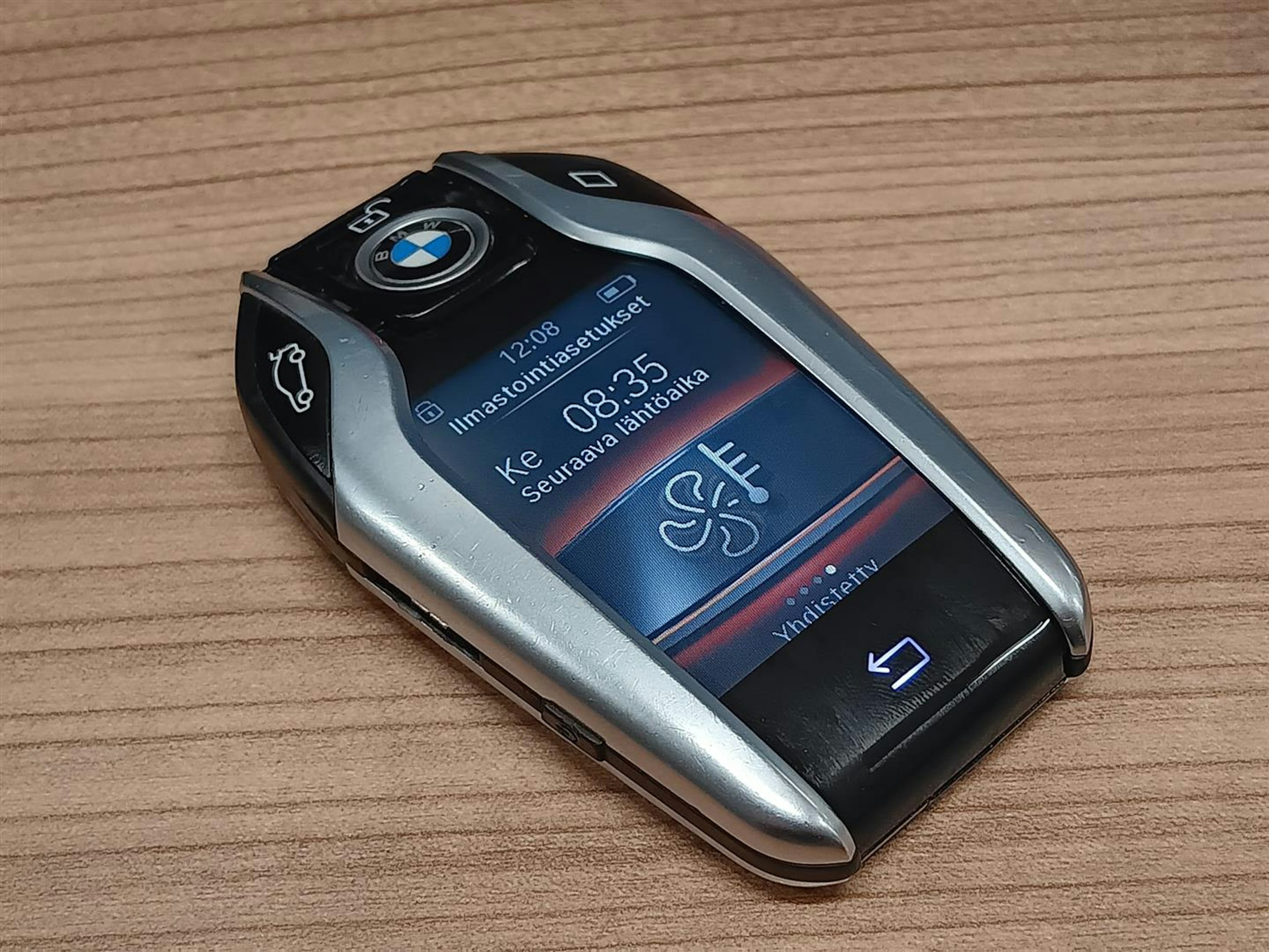 Musta BMW 520 2018 kuva 25.