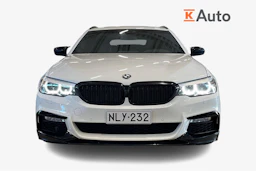 valkoinen BMW 520 2018 kuva 4.