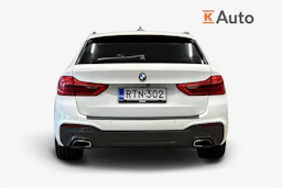 valkoinen BMW 520 2018 kuva 3.