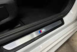 valkoinen BMW 520 2018 kuva 12.