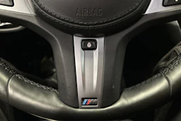 valkoinen BMW 520 2018 kuva 23.