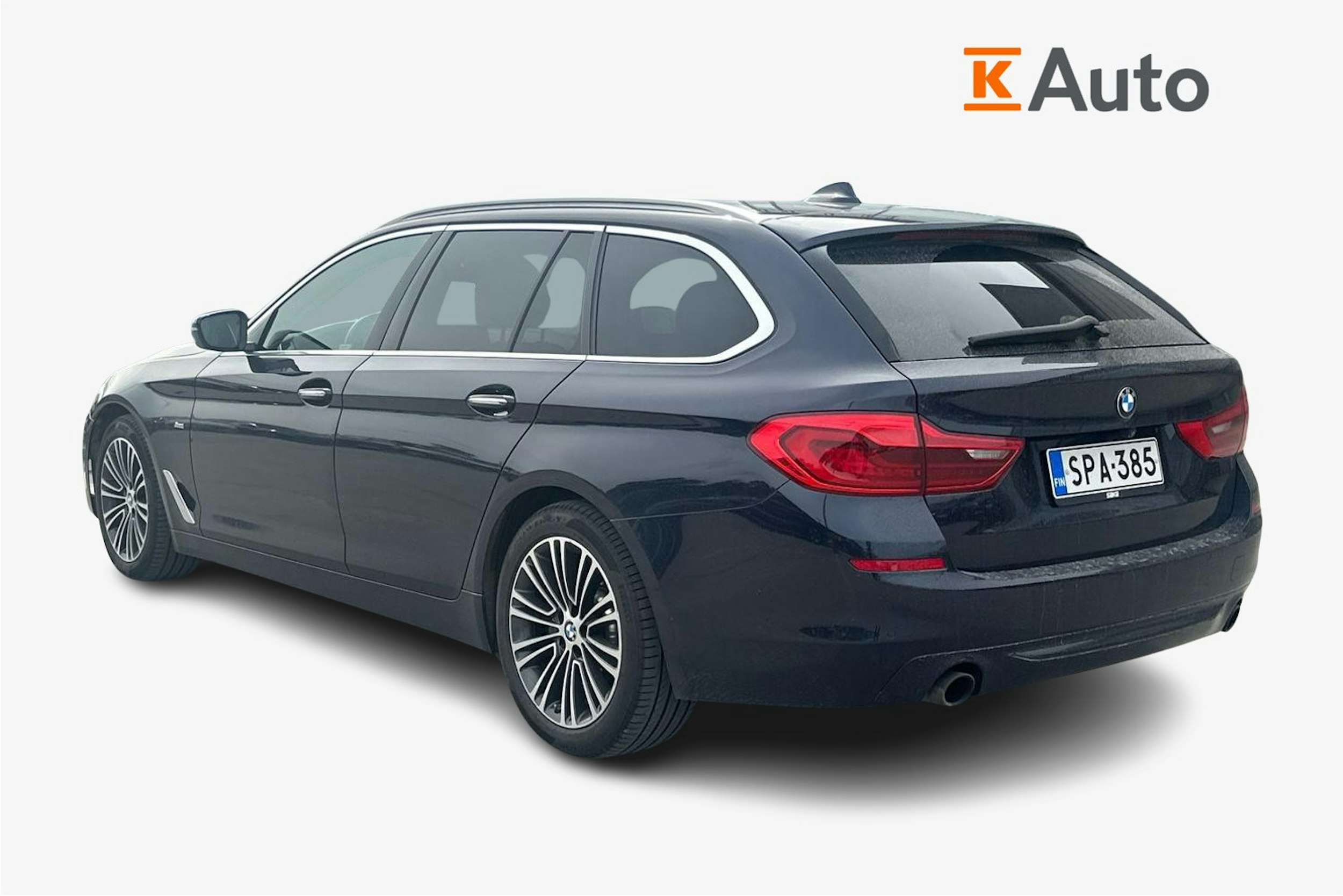 sininen BMW 520 2018 kuva 2.