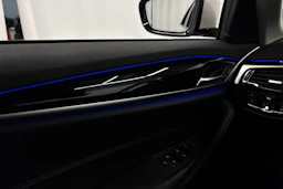 valkoinen BMW 520 2018 kuva 26.