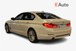 valkoinen BMW 520 2018 kuva 2.