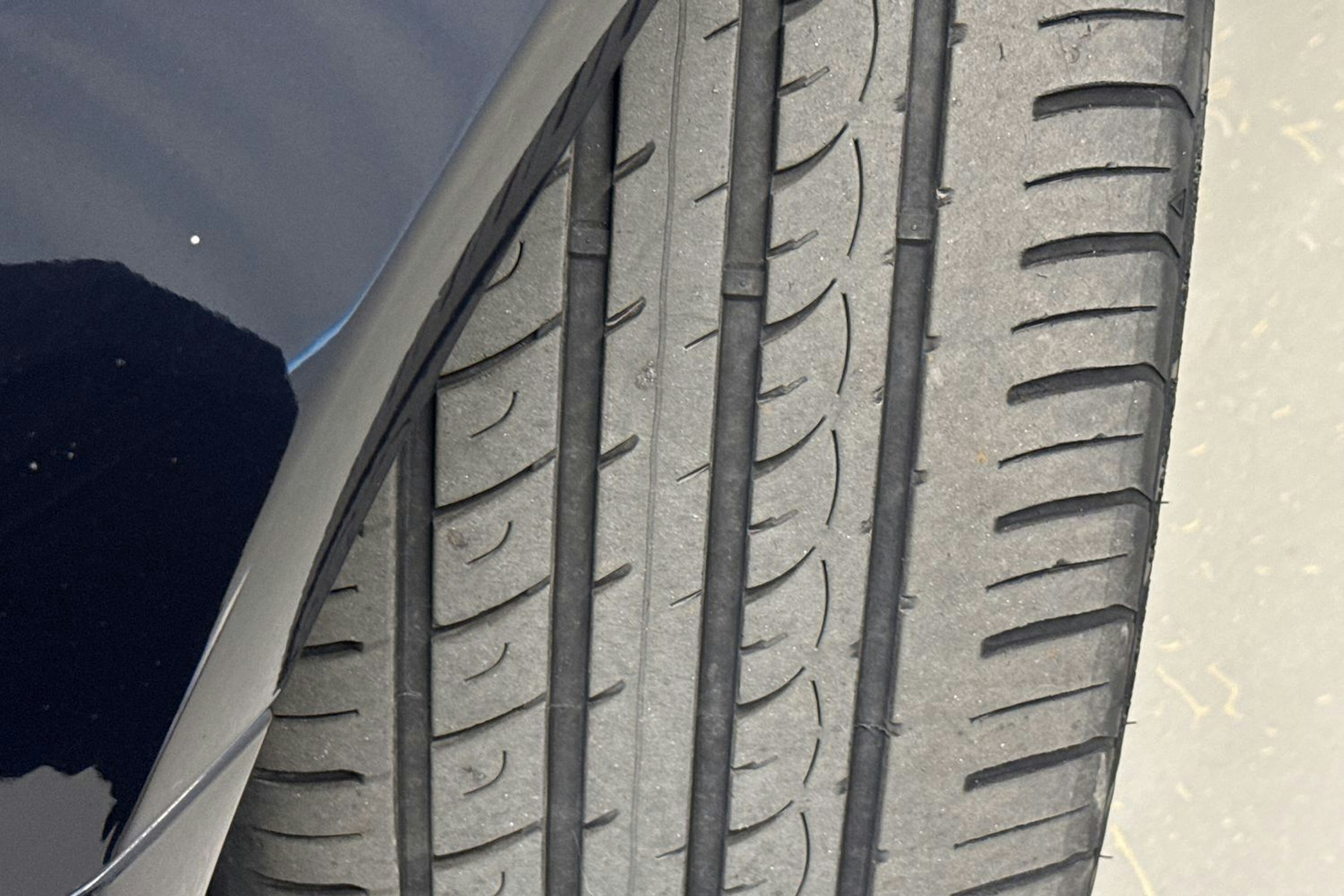 musta BMW 520 2018 kuva 13.