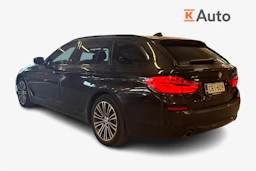 musta BMW 520 2019 kuva 2.