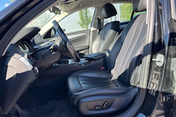musta BMW 520 2019 kuva 4.