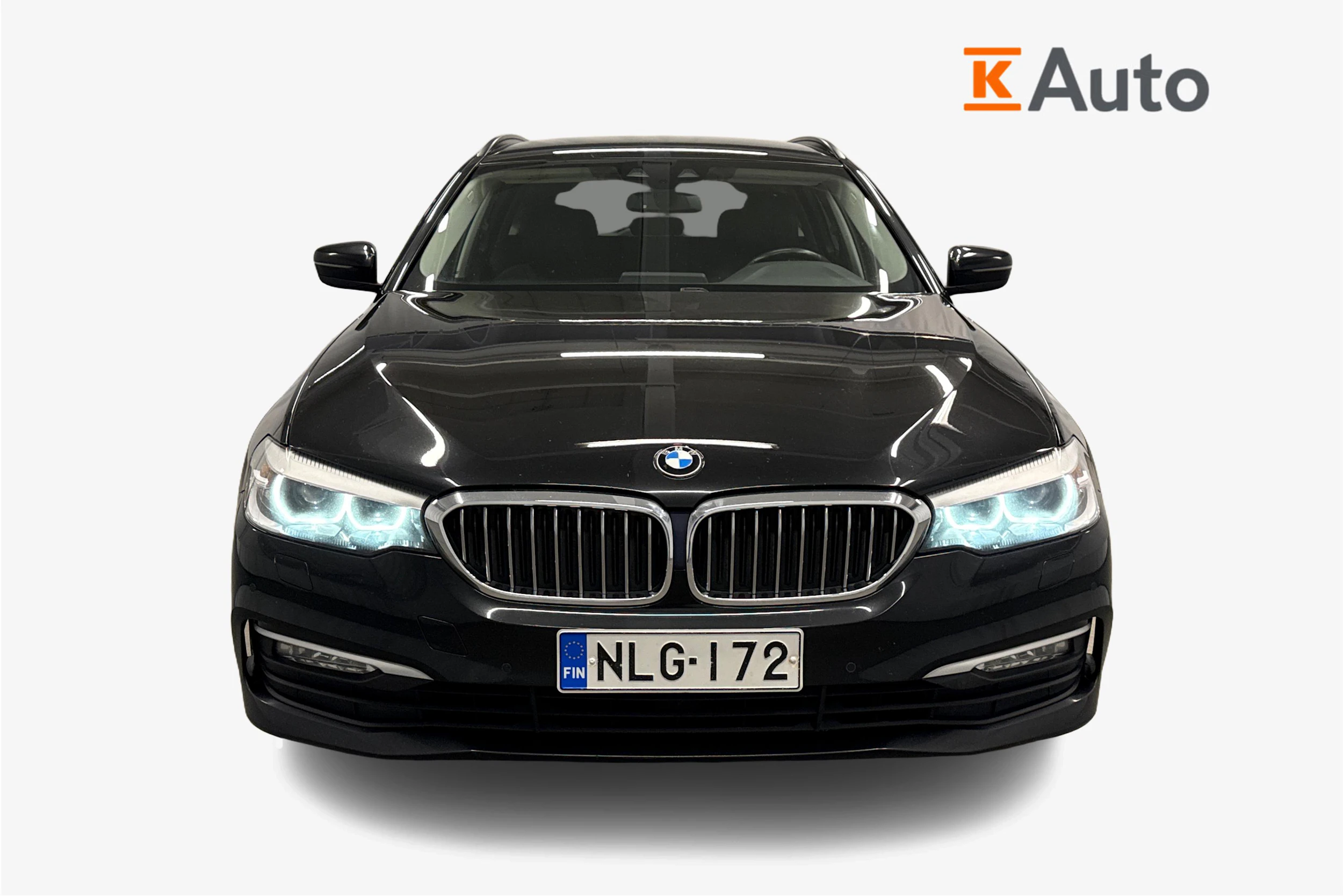 Musta BMW 520 2019 kuva 4.