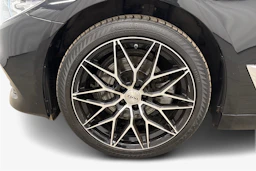 Musta BMW 520 2019 kuva 9.