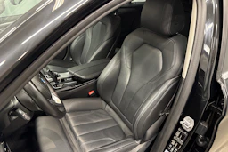 Musta BMW 520 2019 kuva 11.