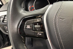 Musta BMW 520 2019 kuva 13.