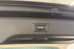 Musta BMW 520 2019 kuva 15.