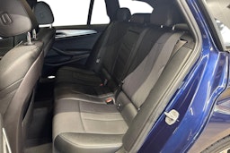sininen BMW 520 2019 kuva 10.