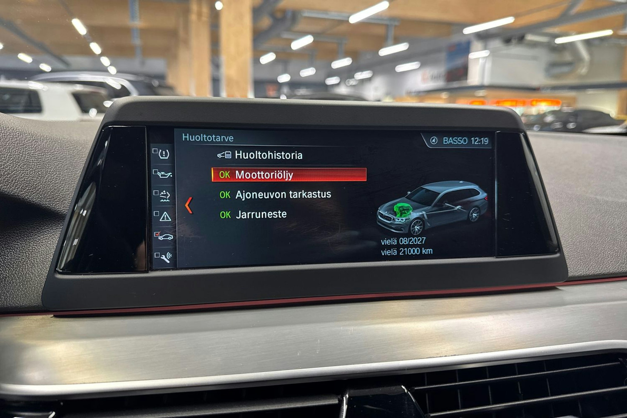 sininen BMW 520 2019 kuva 22.