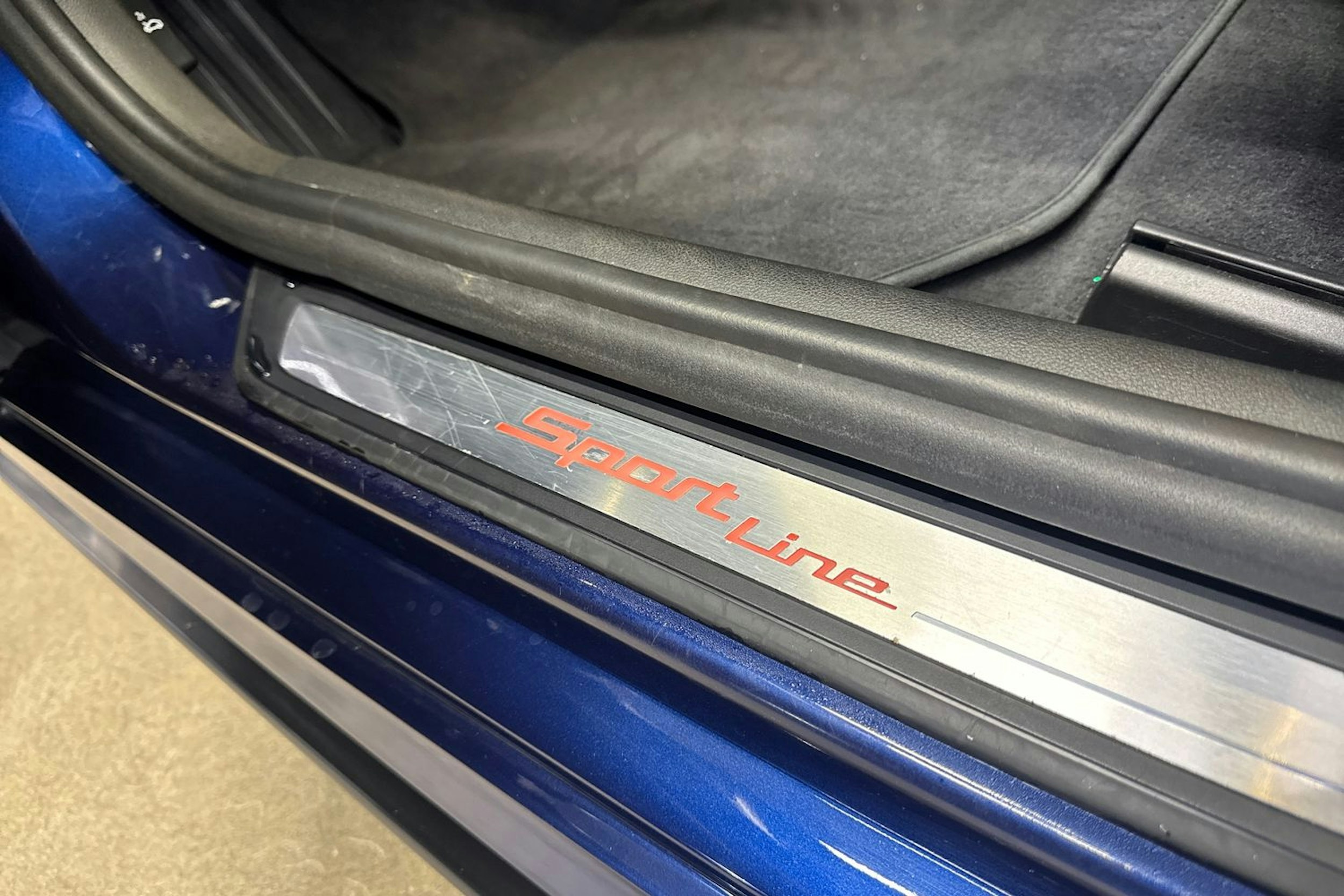 sininen BMW 520 2019 kuva 26.