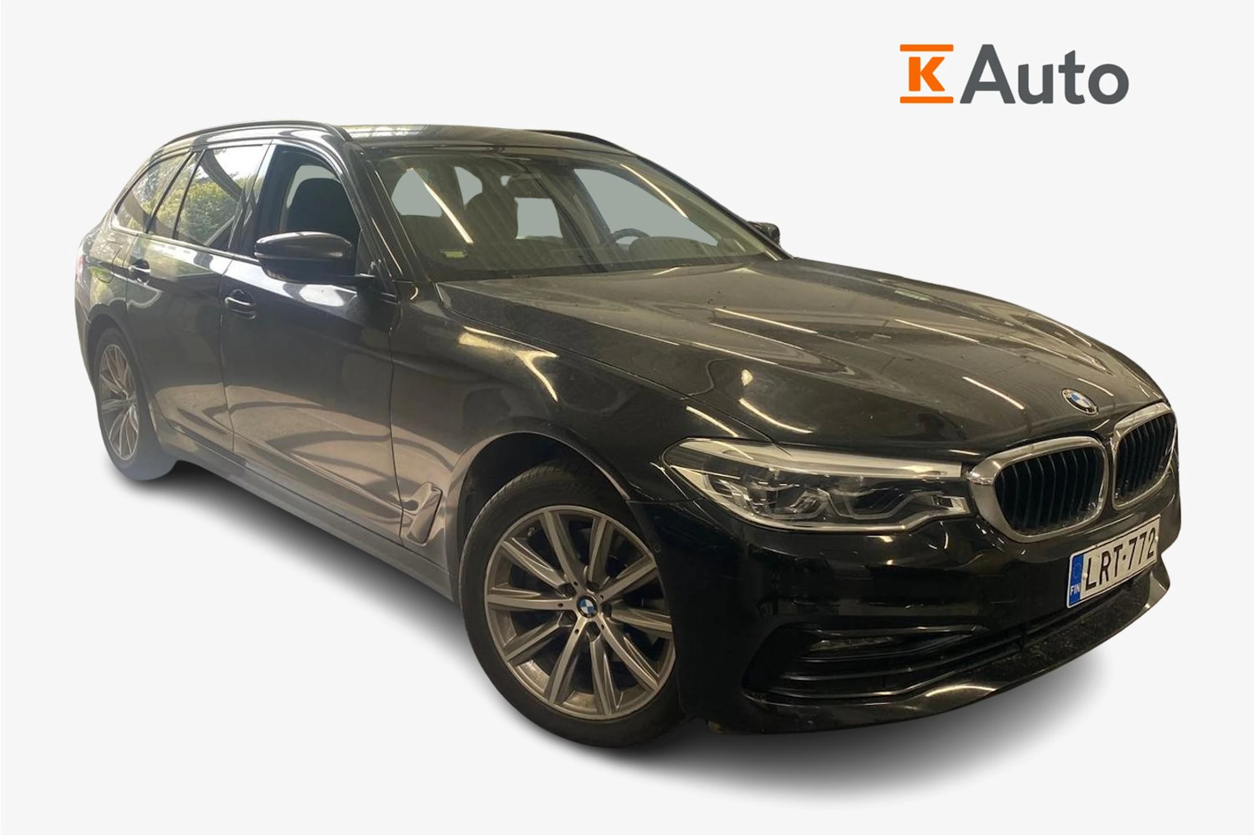 Musta BMW 520 2020 kuva 1.