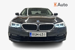 harmaa BMW 520 2020 kuva 4.