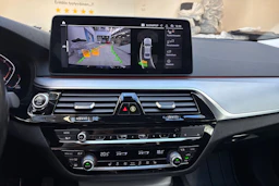 Musta BMW 520 2022 kuva 20.