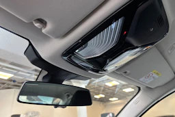 Musta BMW 520 2022 kuva 22.