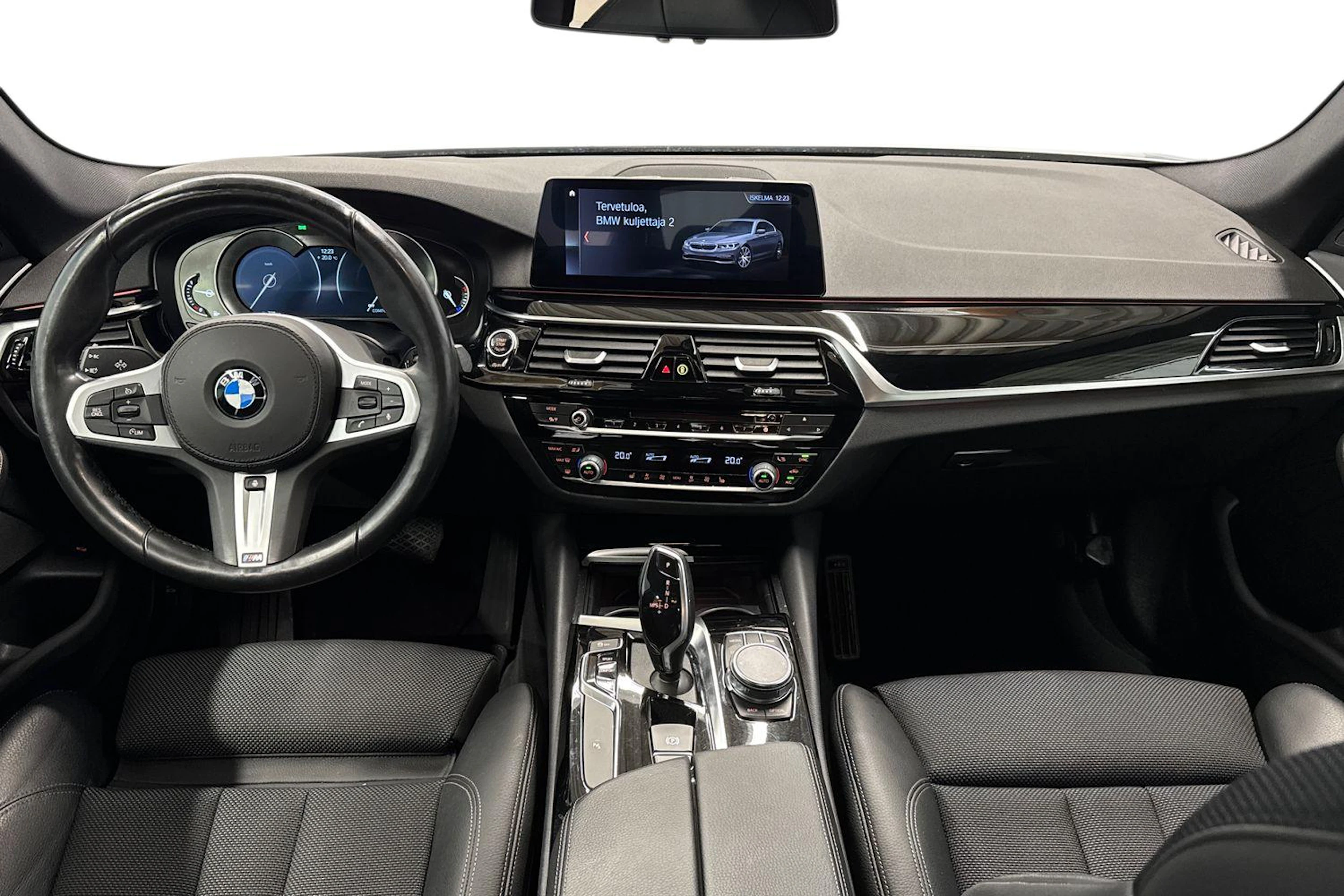 hopea BMW 520 2021 kuva 7.
